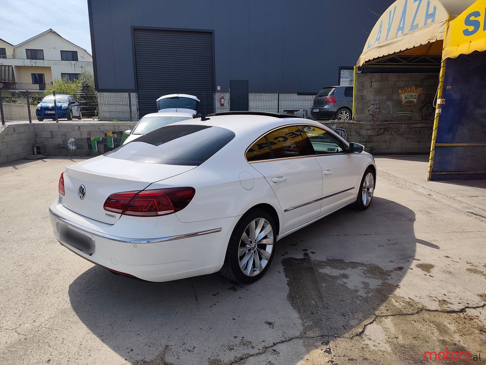 2013' Volkswagen Passat photo #5