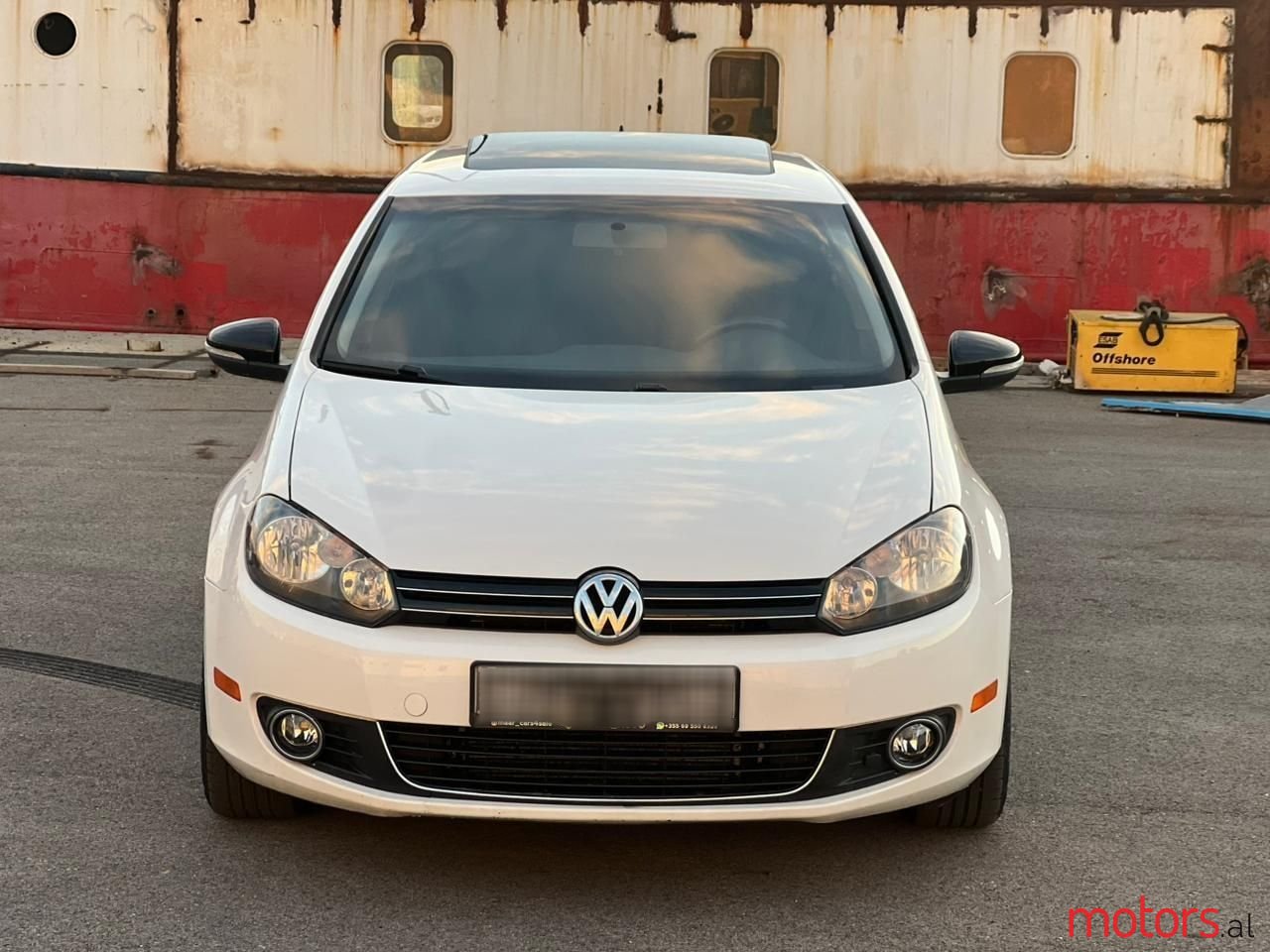 2012' Volkswagen Golf photo #1