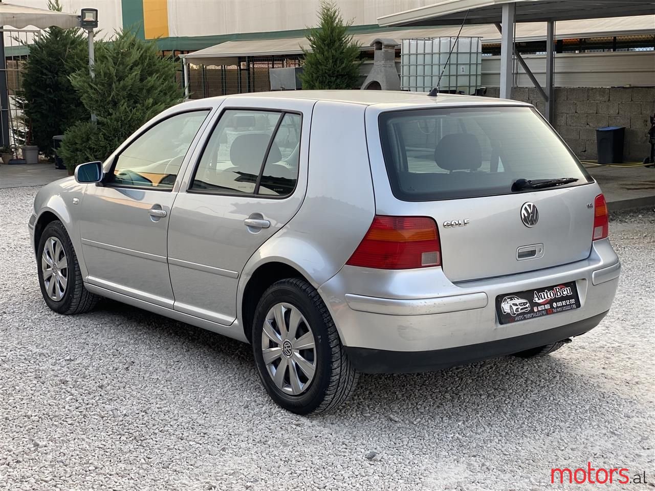 2003' Volkswagen Golf photo #1