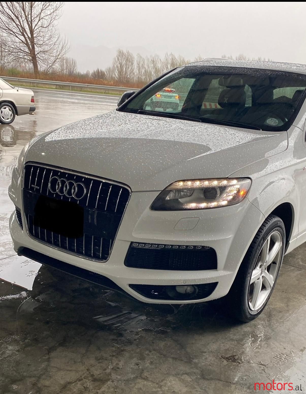 2011' Audi Q7 photo #4