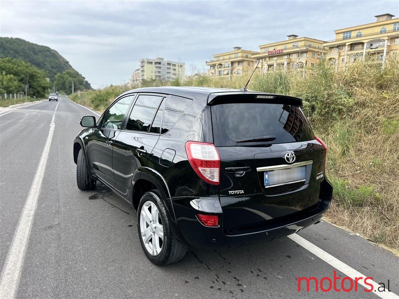 2010' Toyota RAV4 photo #3