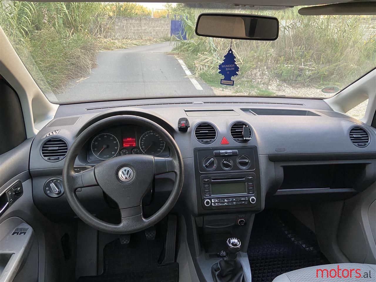 2006' Volkswagen Caddy photo #3