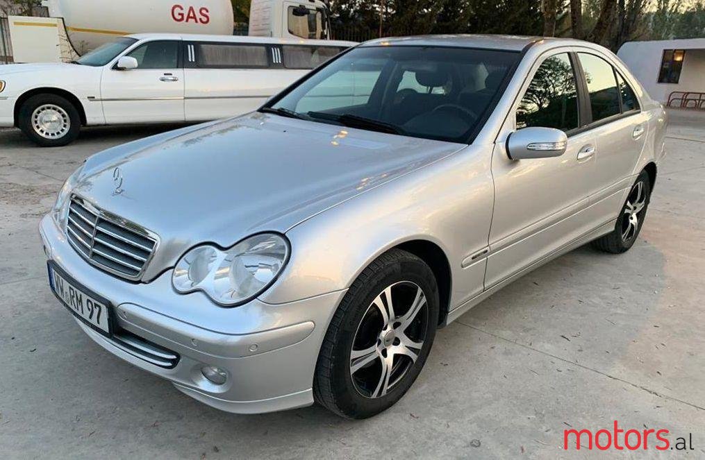 2006' Mercedes-Benz C 220 photo #1