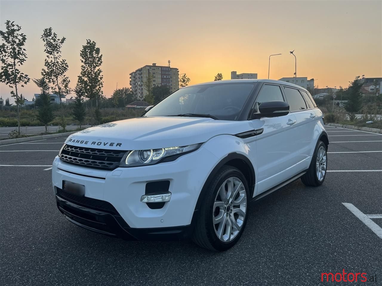 2013' Land Rover Range Rover Evoque photo #1