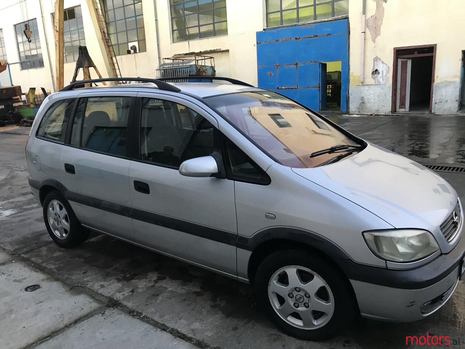 2001' Opel Zafira photo #4