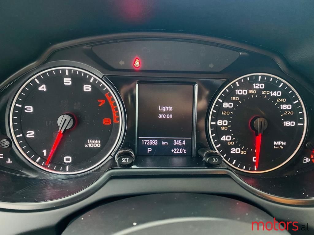 2012' Audi Q5 photo #3