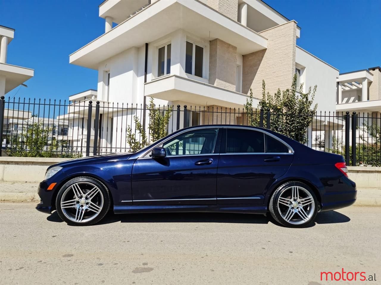 2010' Mercedes-Benz C 250 photo #5