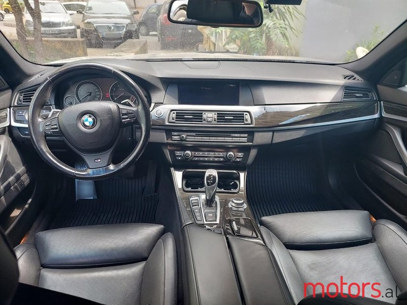2011' BMW M5 photo #6