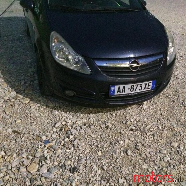 2010' Opel Astra photo #1