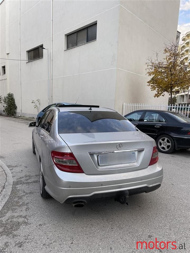 2008' Mercedes-Benz C 220 photo #2