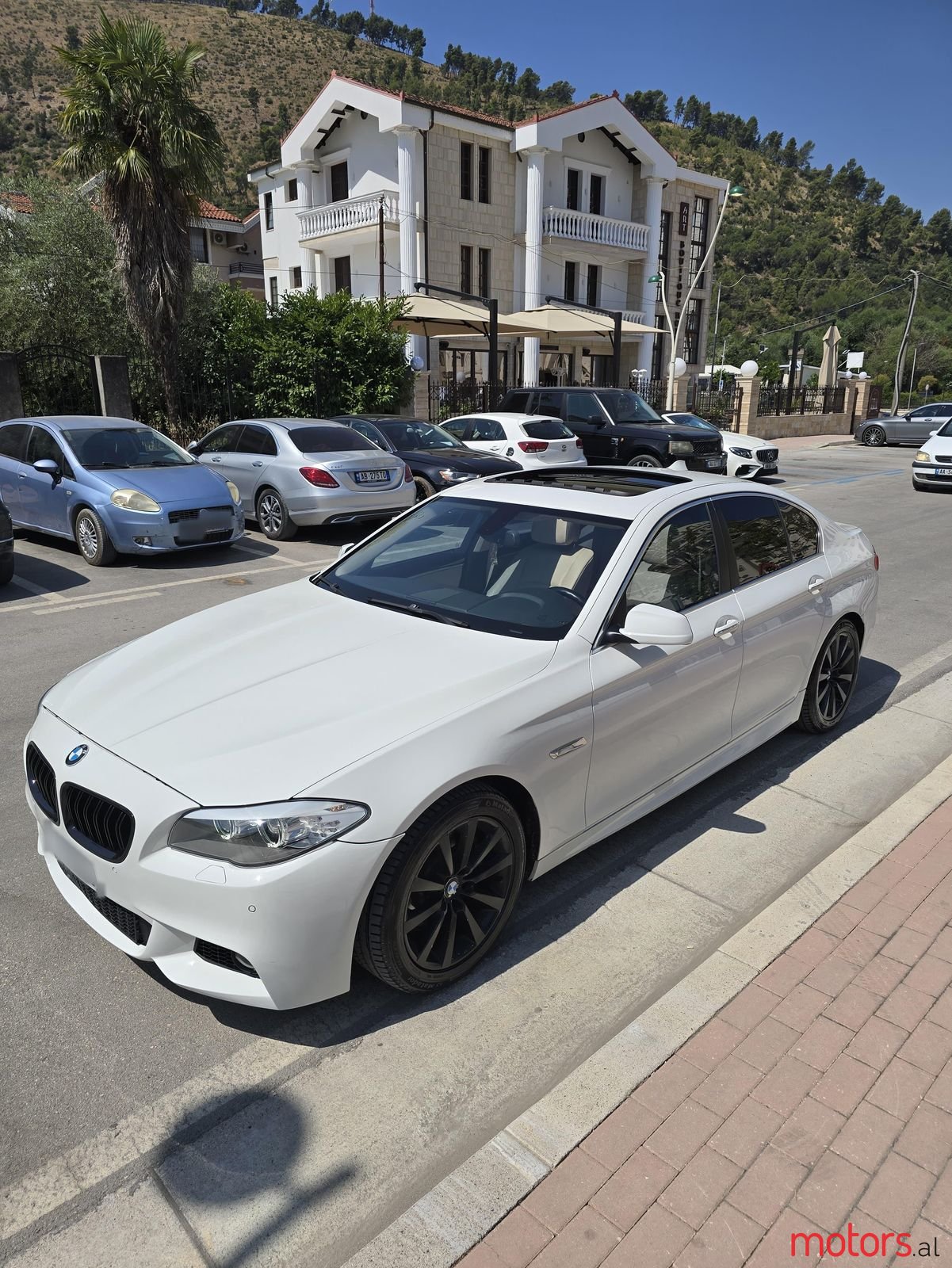 2013' BMW 528 photo #4