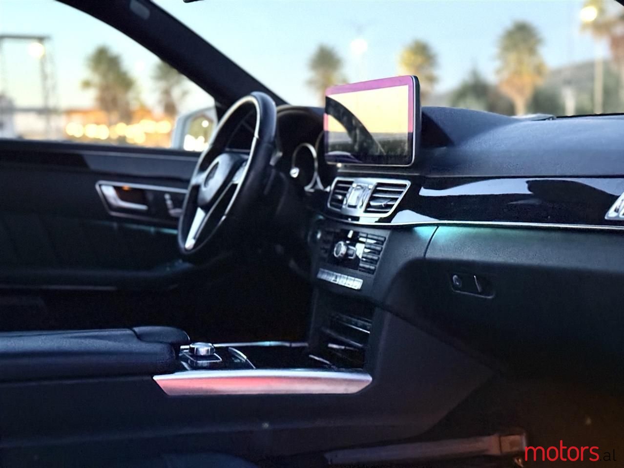 2014' Mercedes-Benz E 220 photo #3