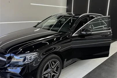 2018' Mercedes-Benz C 220