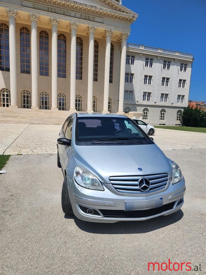 2008' Mercedes-Benz B 200 photo #1