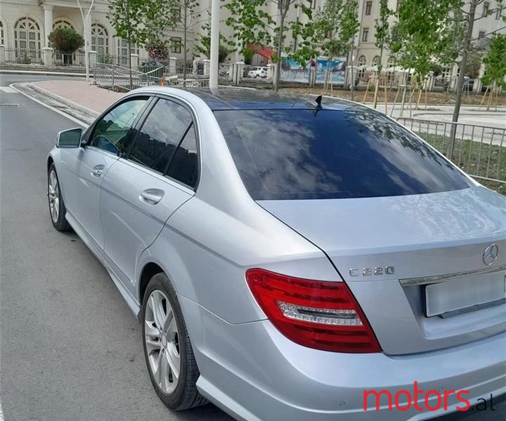 2013' Mercedes-Benz C 220 photo #6