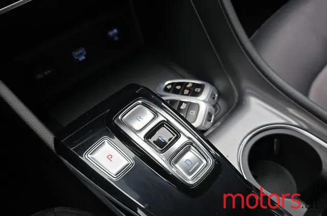 2020' Hyundai Sonata photo #3