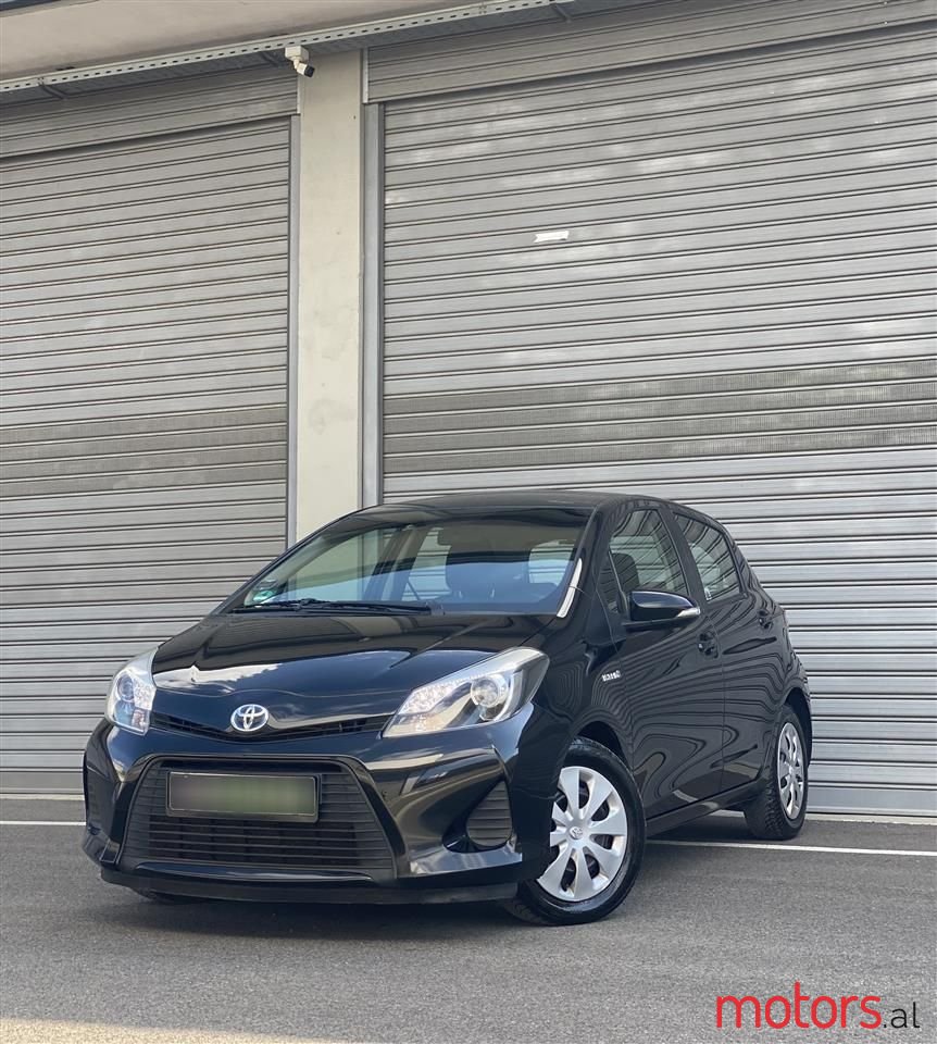 2013' Toyota Yaris photo #1