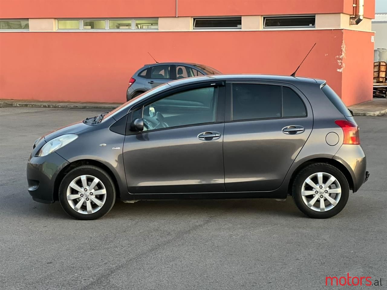 2009' Toyota Yaris photo #6