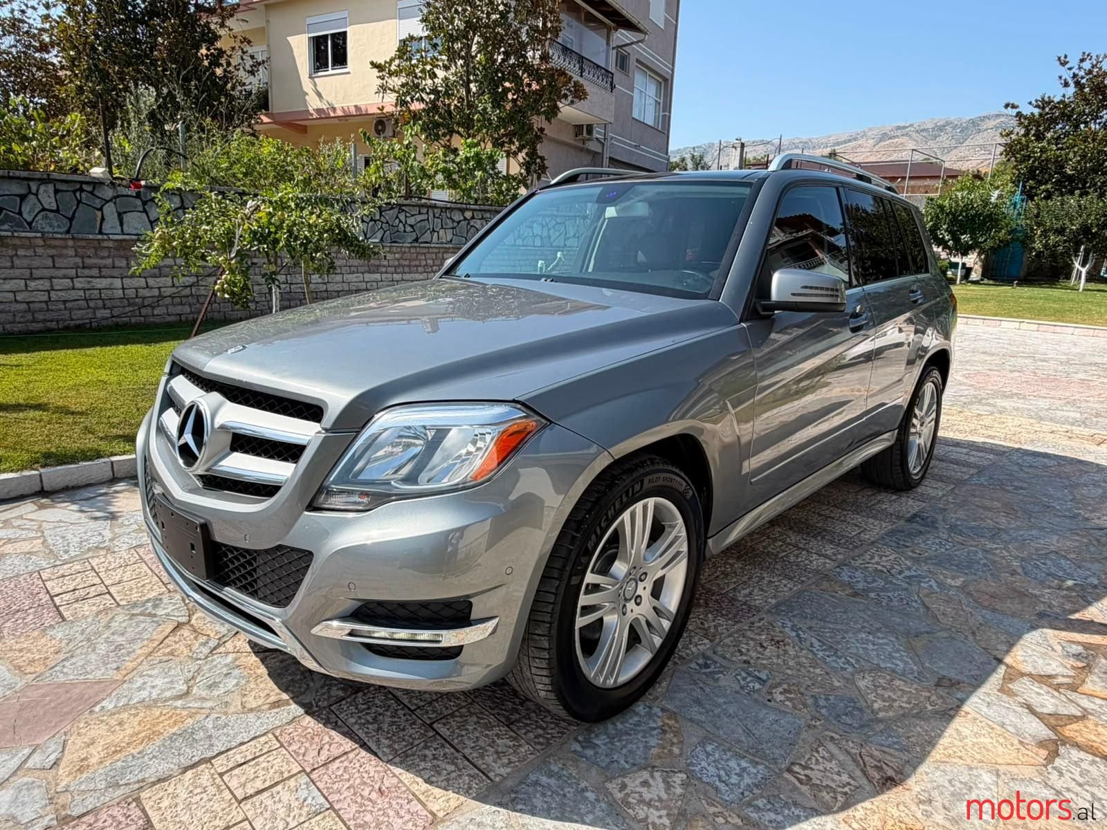 2013' Mercedes-Benz GLK 250 photo #3