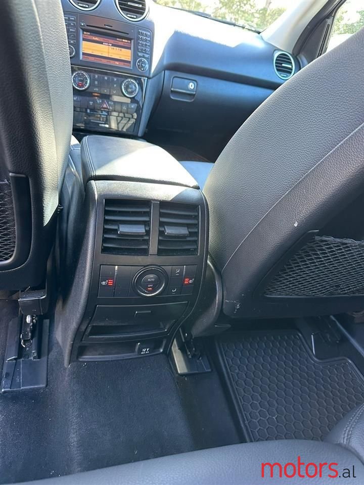 2011' Mercedes-Benz ML 350 photo #5