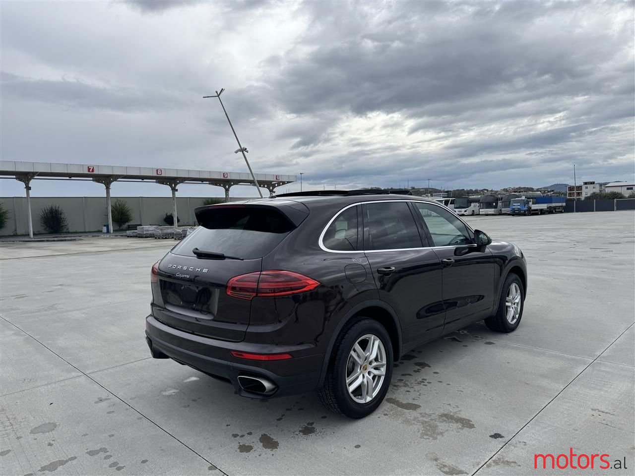 2016' Porsche Cayenne photo #5