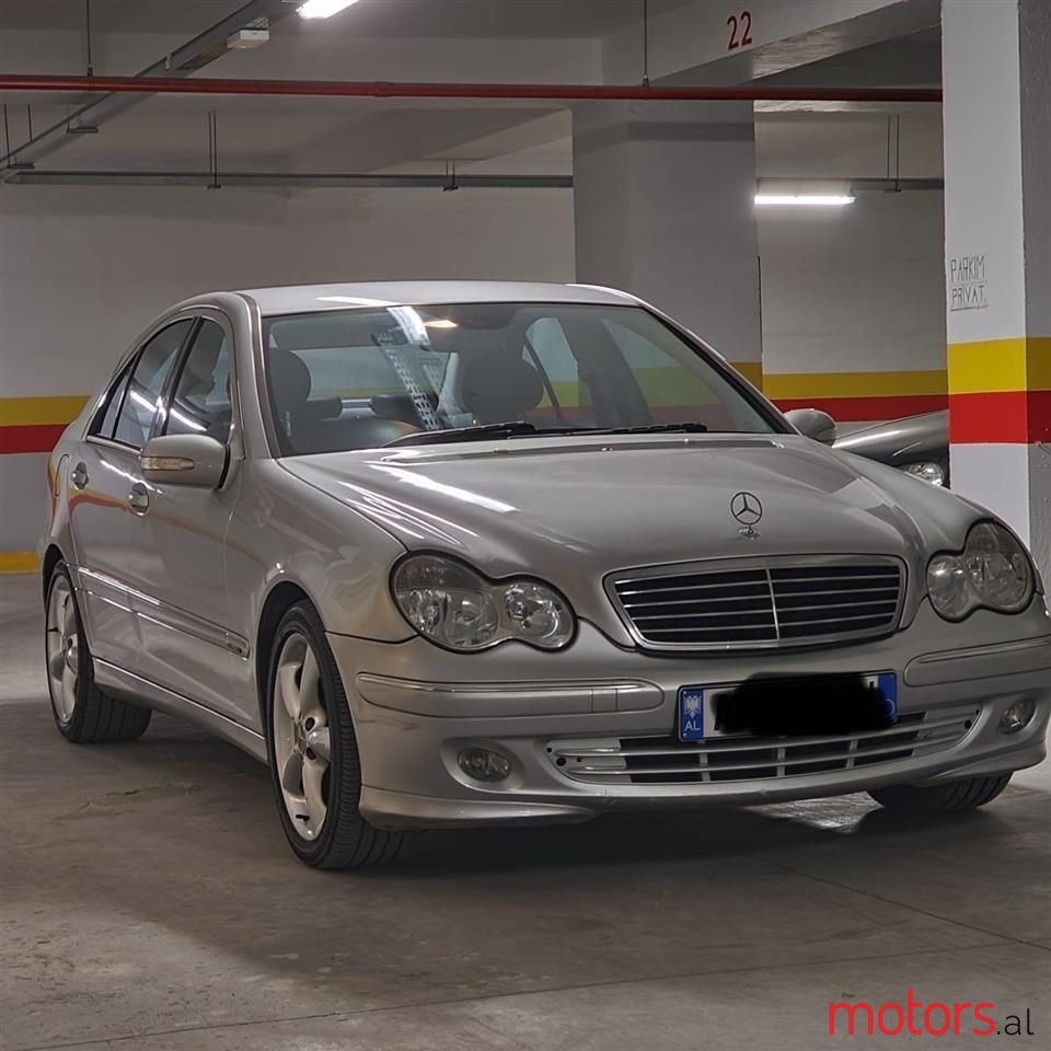2005' Mercedes-Benz C 270 photo #4