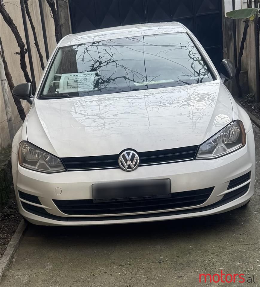 2016' Volkswagen Golf photo #3