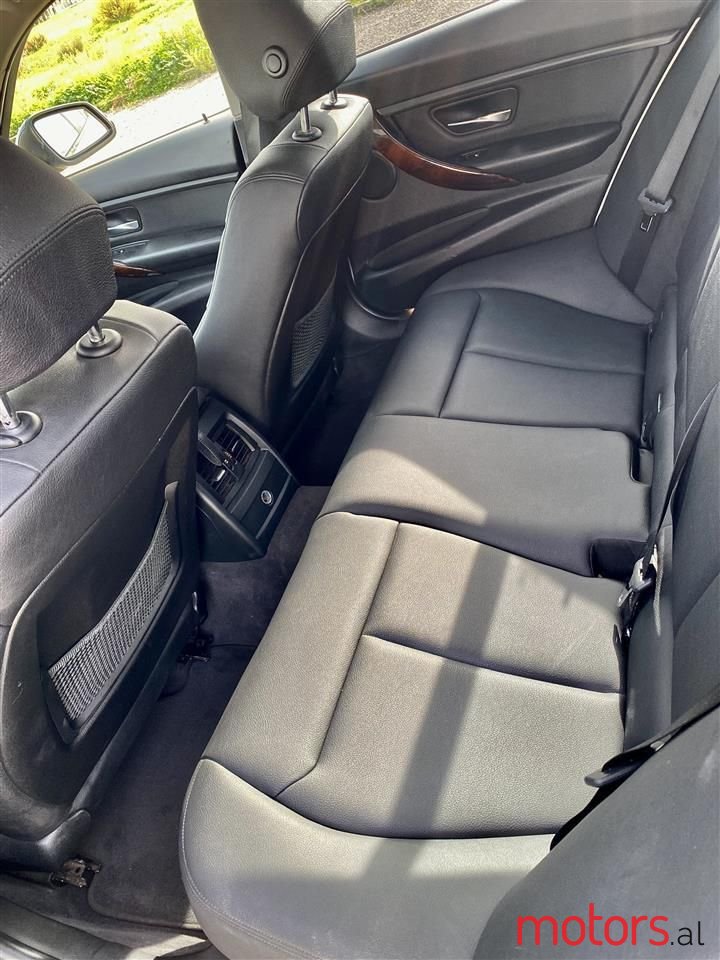 2014' BMW 328 photo #3