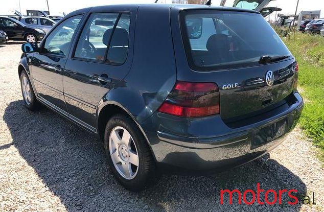 2000' Volkswagen Golf photo #3