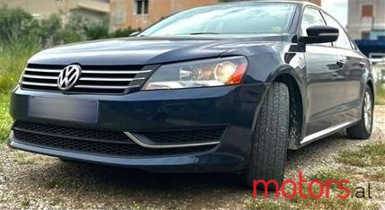 2014' Volkswagen Passat photo #2