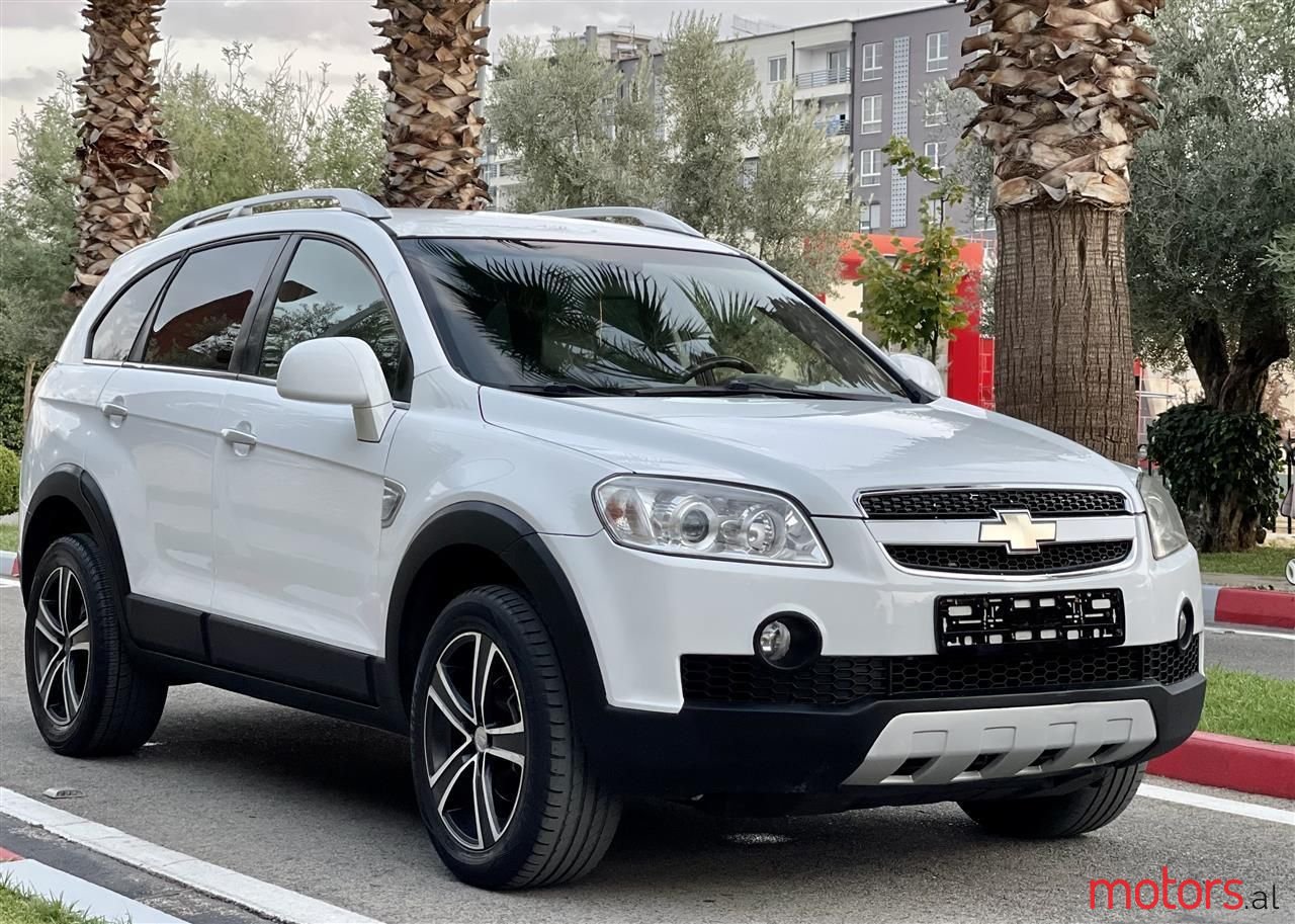 2010' Chevrolet Captiva photo #1