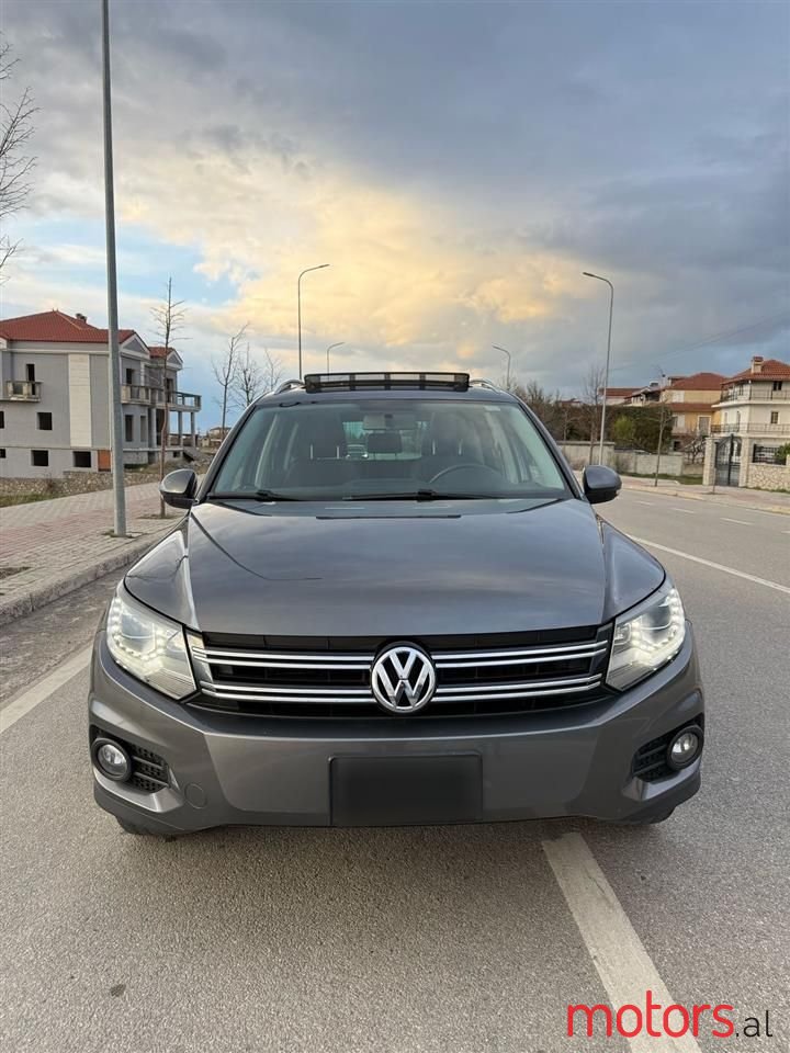 2014' Volkswagen Tiguan photo #5
