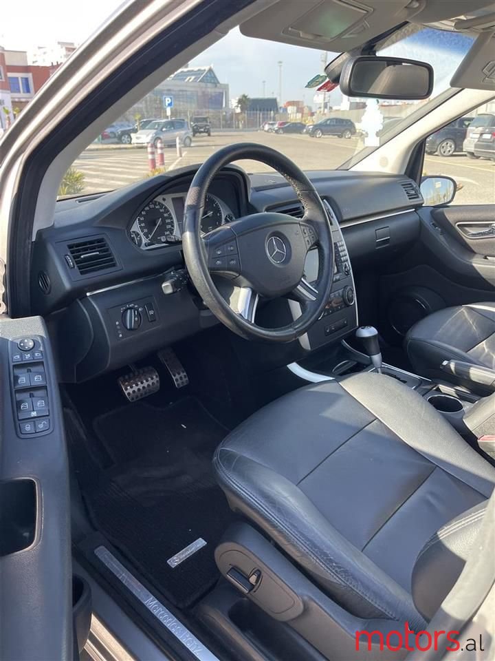2006' Mercedes-Benz B 200 photo #5