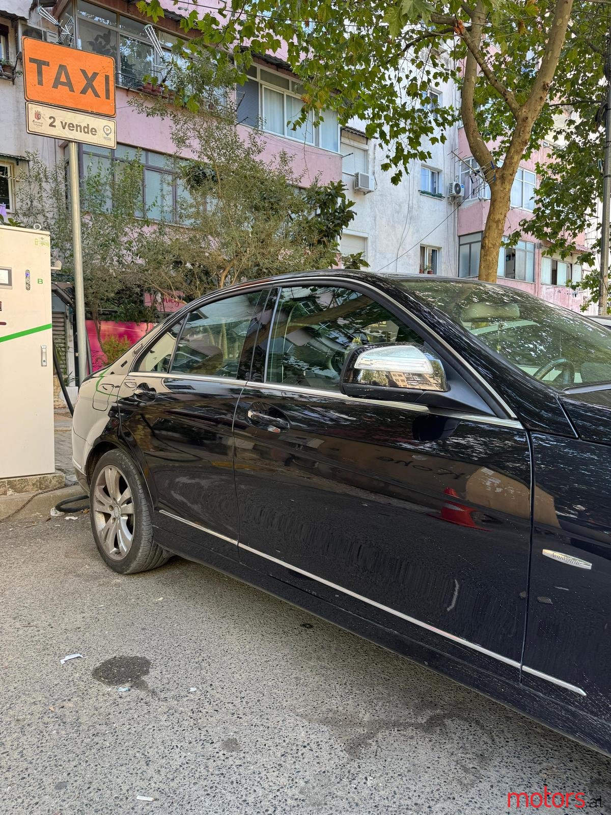 2008' Mercedes-Benz C 200 photo #3