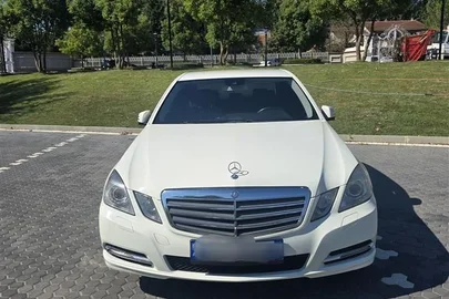 2013' Mercedes-Benz E 250