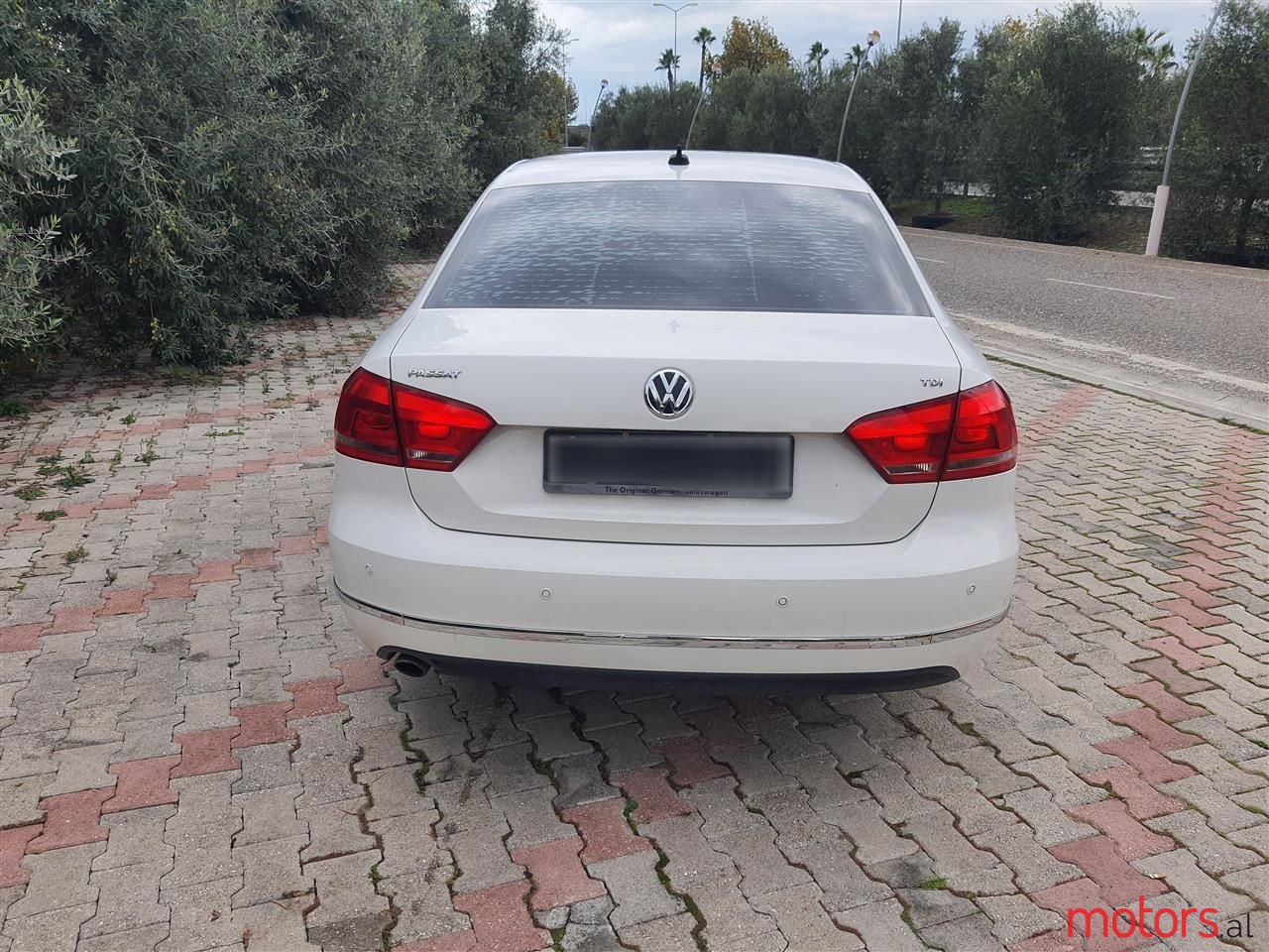 2015' Volkswagen Passat photo #6