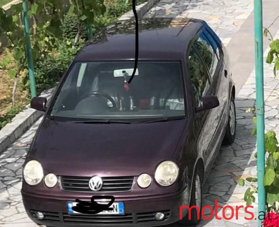 2002' Volkswagen Polo photo #1