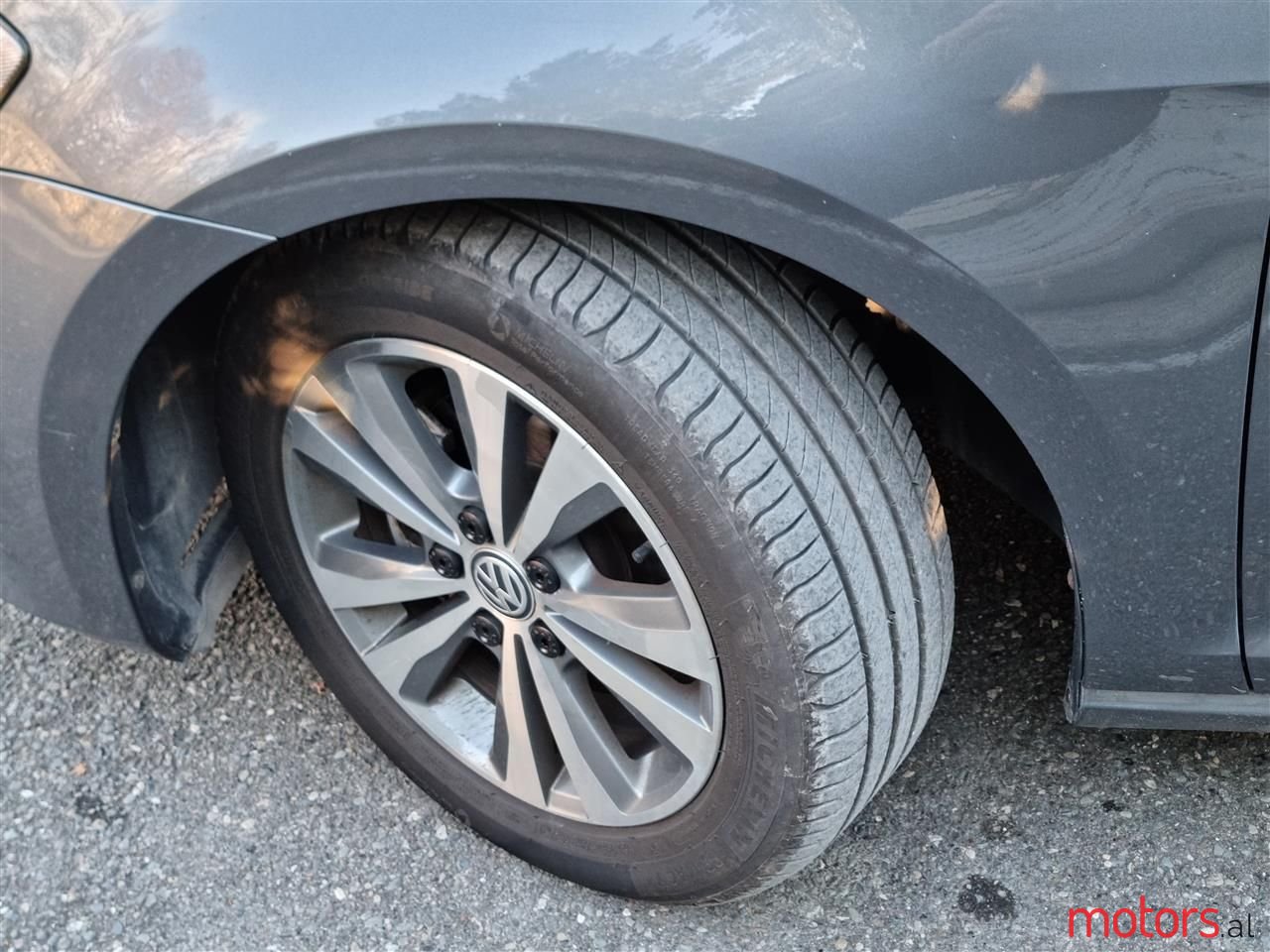 2015' Volkswagen Golf photo #5