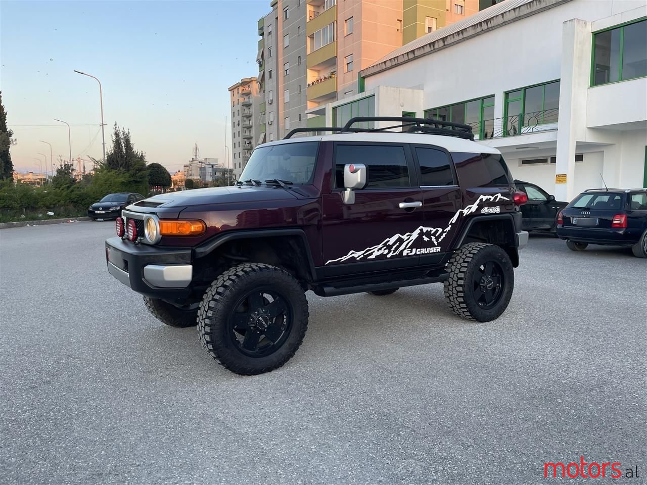 2007' Toyota FJ photo #1