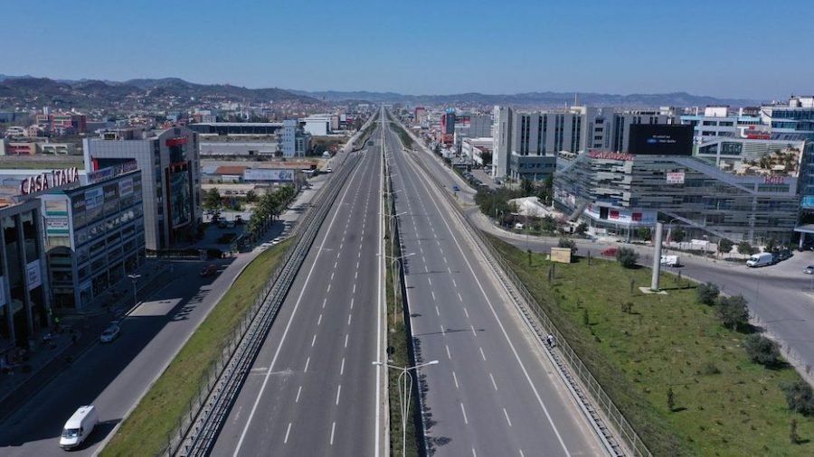ARRSH: Në këtë orë do devijohet sensi i lëvizjes Durrës-Tiranë në segmentin e vjetër