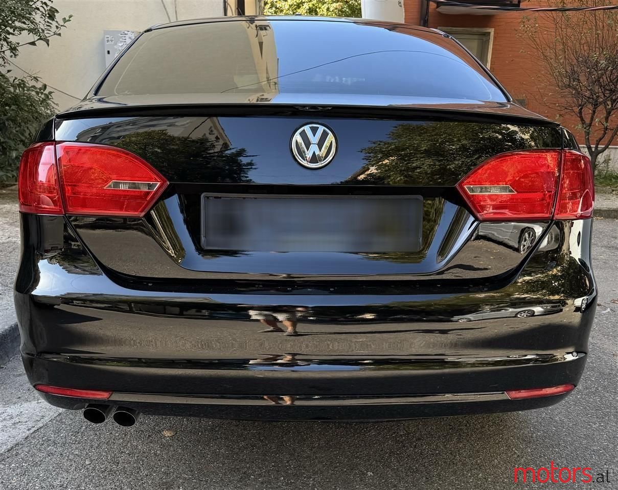 2014' Volkswagen Jetta photo #5