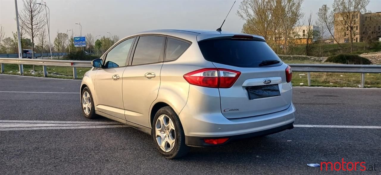 2013' Ford C-MAX photo #1