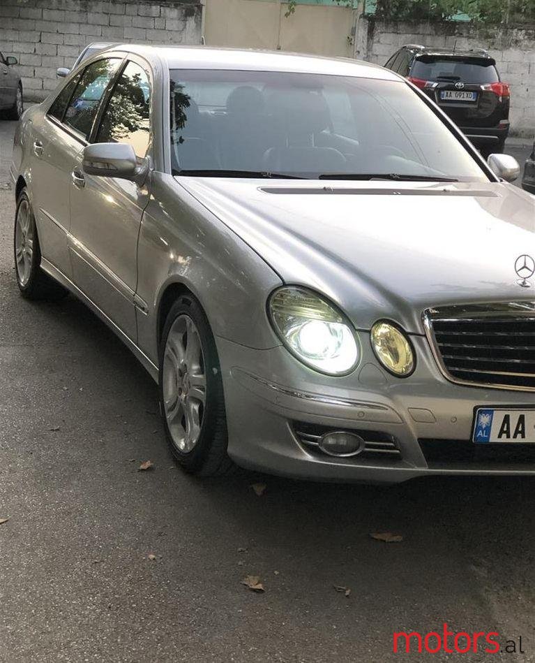 2007' Mercedes-Benz E 280 photo #1