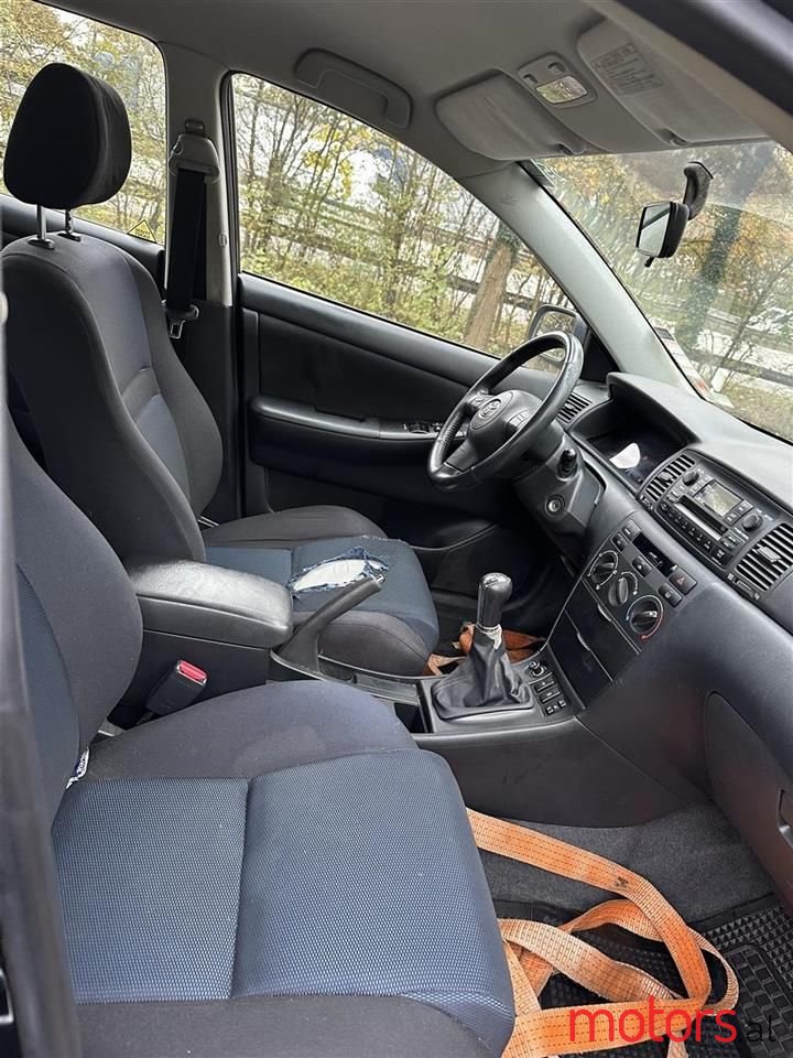 2005' Toyota Corolla photo #3