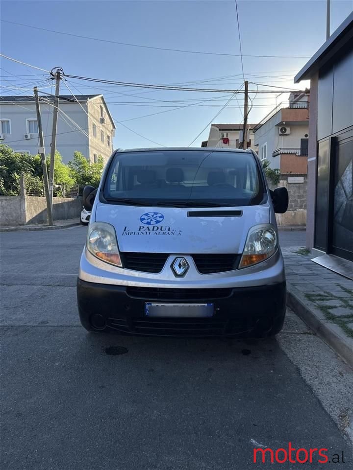 2008' Renault Trafic photo #2