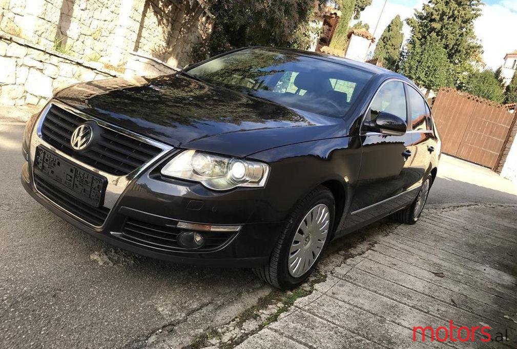 2007' Volkswagen Passat photo #1