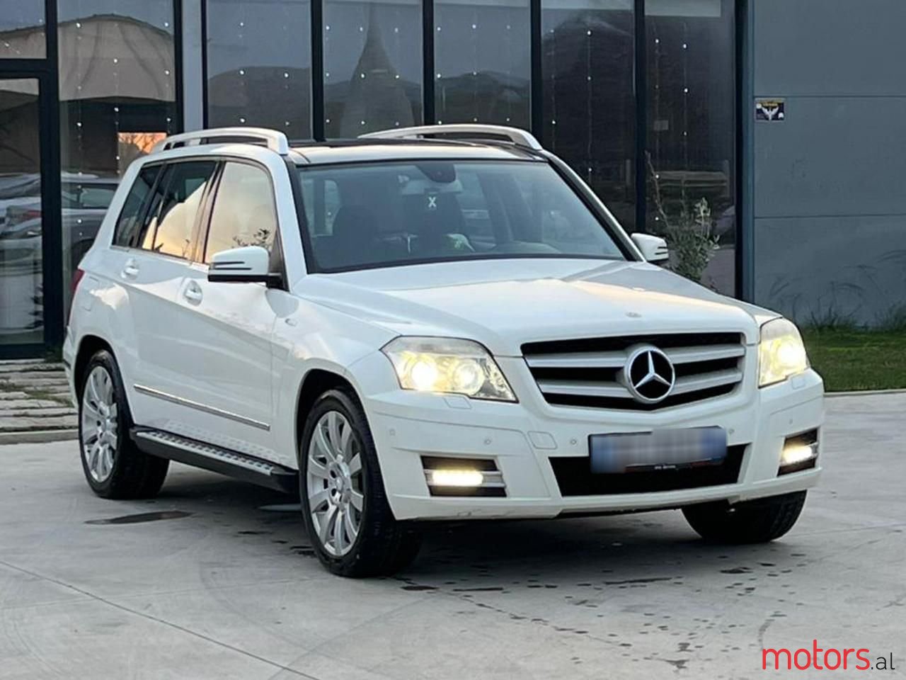 2010' Mercedes-Benz GLK 220 photo #3