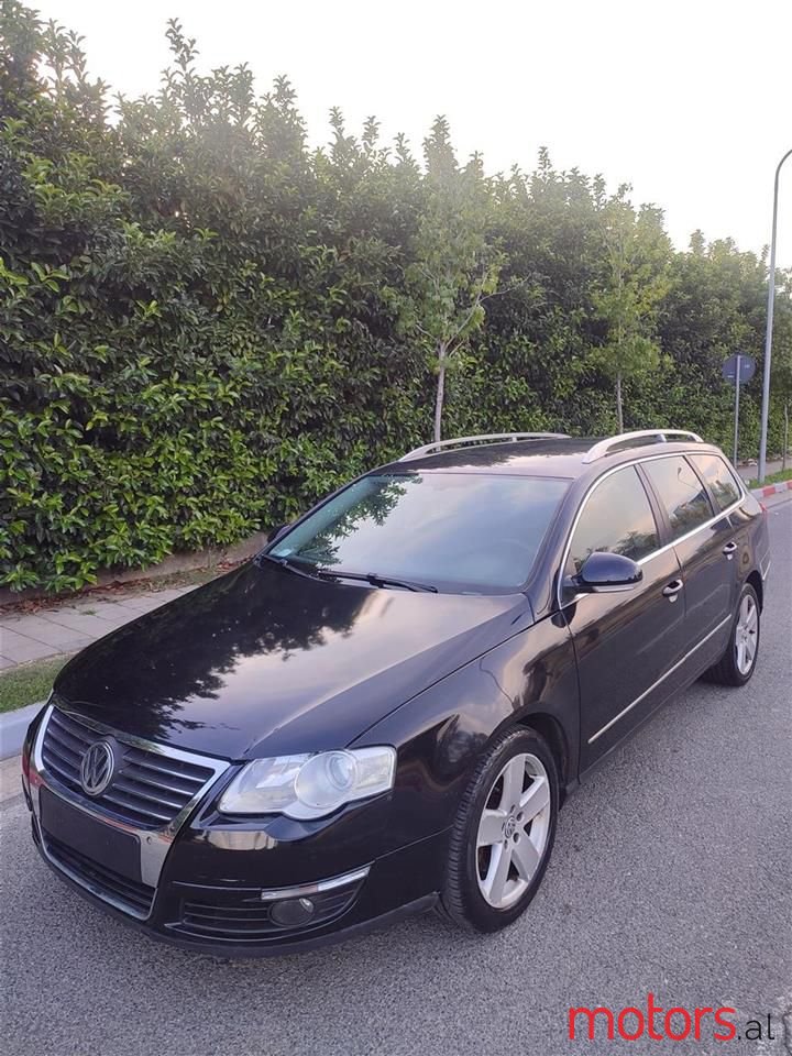 2009' Volkswagen Passat photo #1