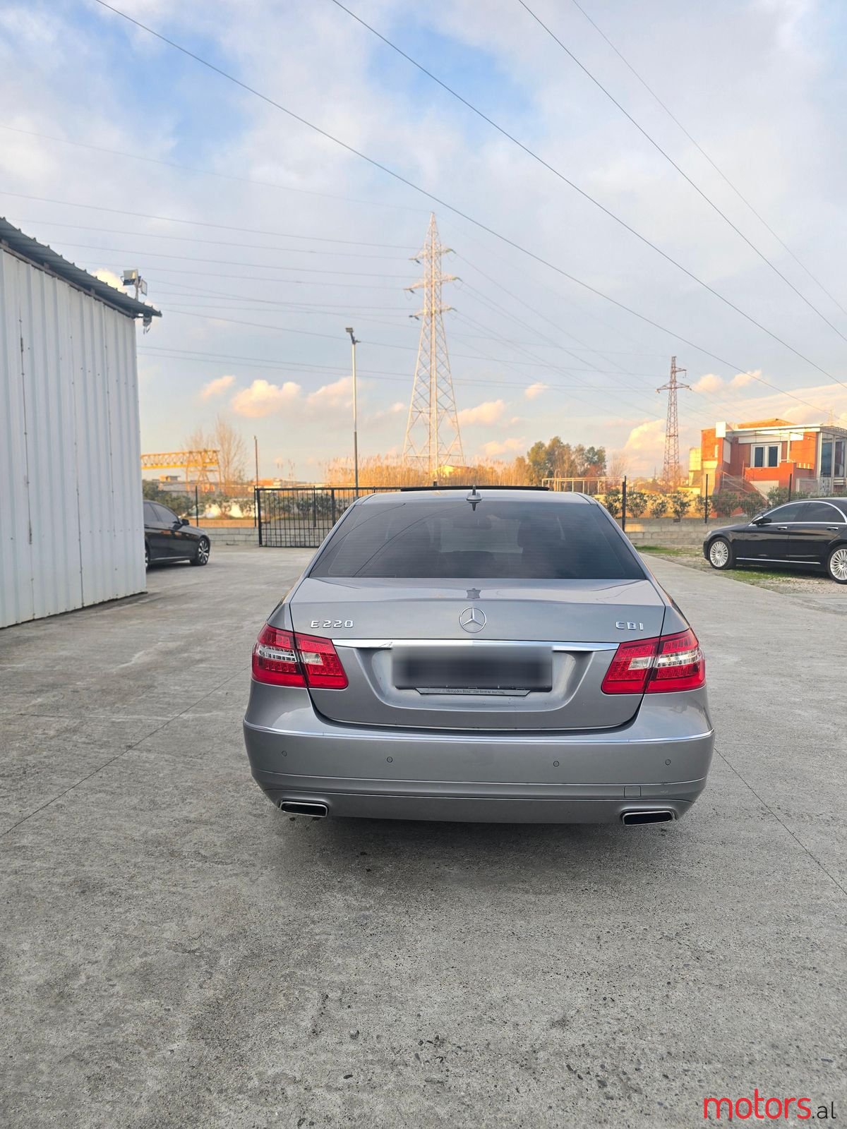 2012' Mercedes-Benz E 220 photo #6