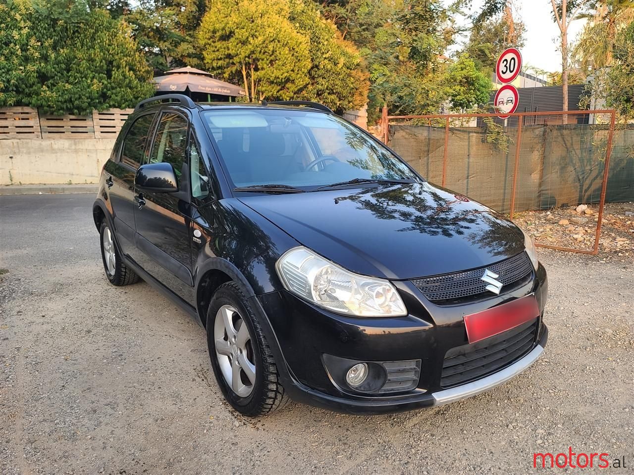 2010' Suzuki SX4 photo #3